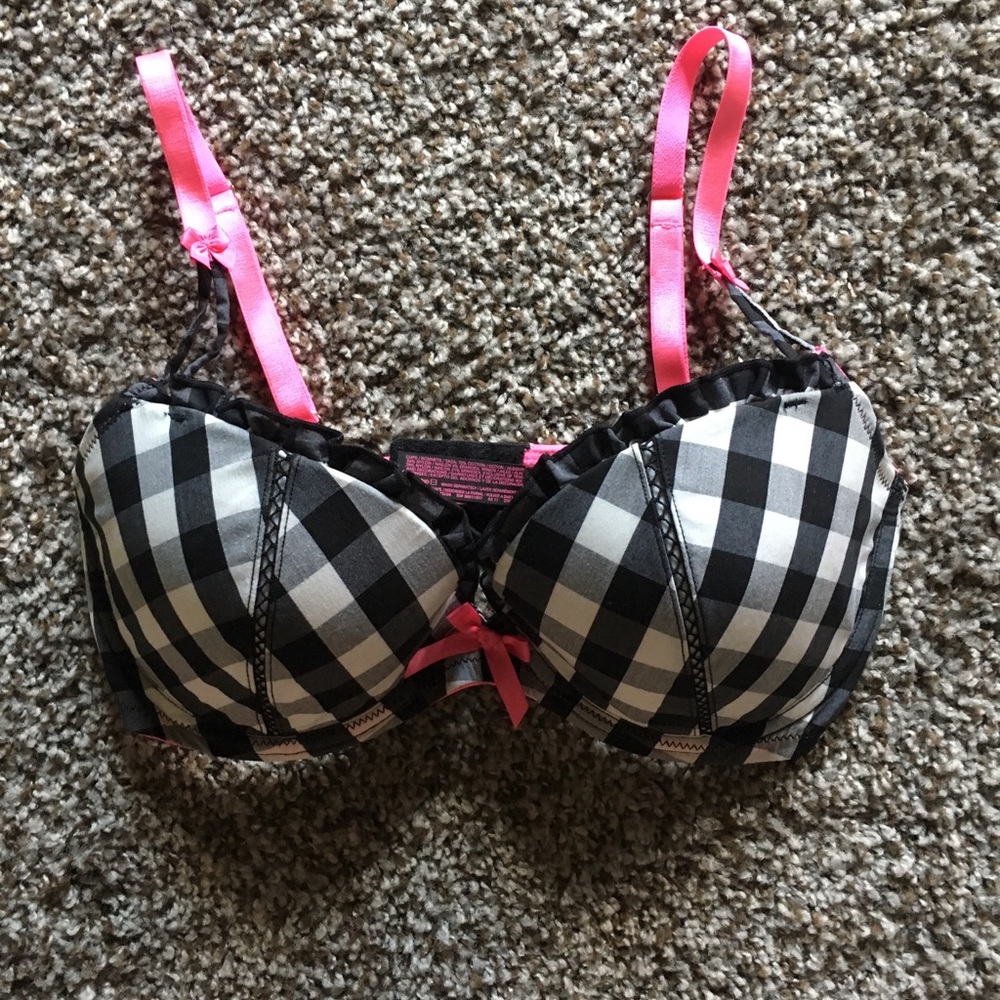 Victoria’s Secret Bra 34D